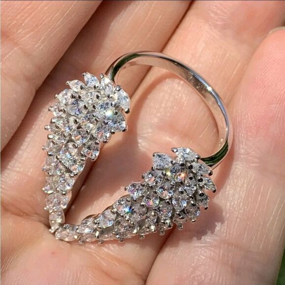 New FOR LOVE AND LEMONS adjustable angel wings ring - Picture 7 of 10